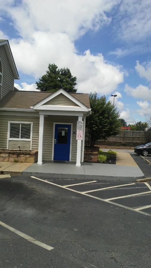 Intown Suites Extended Stay Greenville Sc -I-85 Mauldin Экстерьер фото